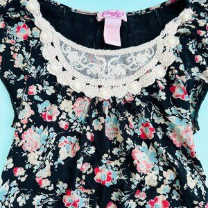 Candie's Top Black Floral White Lace Jewels Boho Top Floral Shirt Girls Size 10